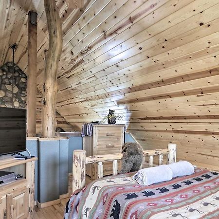 Cozy Heber-Overgaard Cabin With Fire Pit, Game Room! 외부 사진