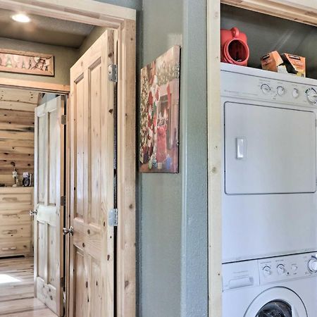 Cozy Heber-Overgaard Cabin With Fire Pit, Game Room! 외부 사진
