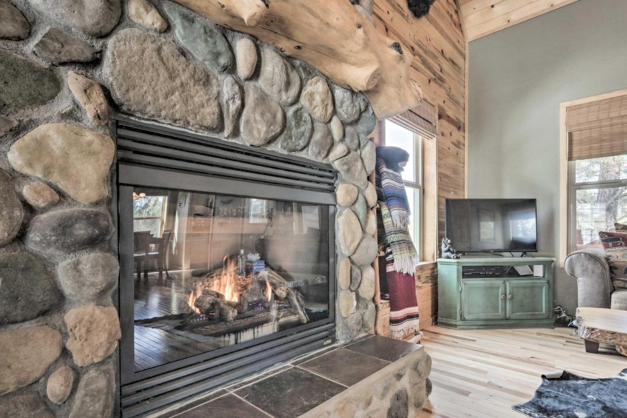 Cozy Heber-Overgaard Cabin With Fire Pit, Game Room! 외부 사진