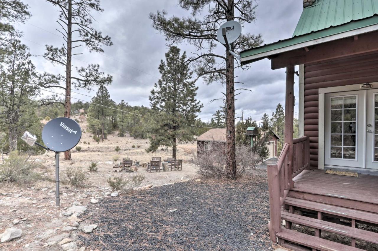 Cozy Heber-Overgaard Cabin With Fire Pit, Game Room! 외부 사진